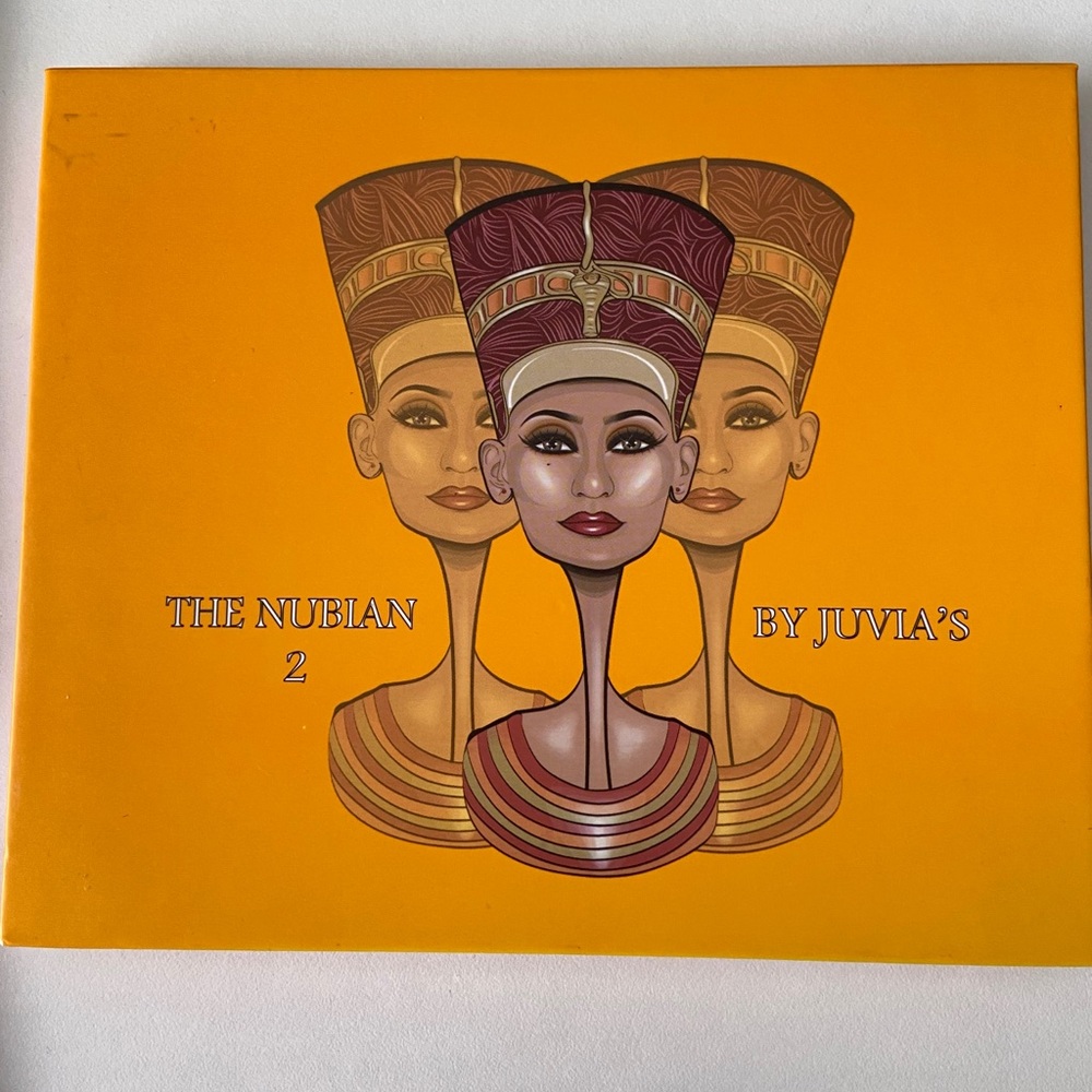 Juvia’s place eyeshadow palette